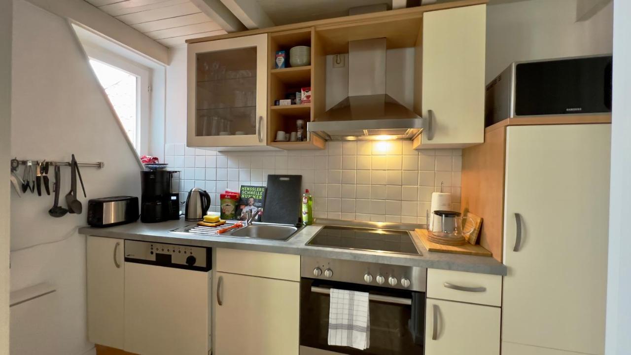 4ZKB wunderschöne Altbauwohnung über mehrere Etagen mit Dachterrasse und Schreibtisch direkt am Schloß Oldenburg Exterior foto